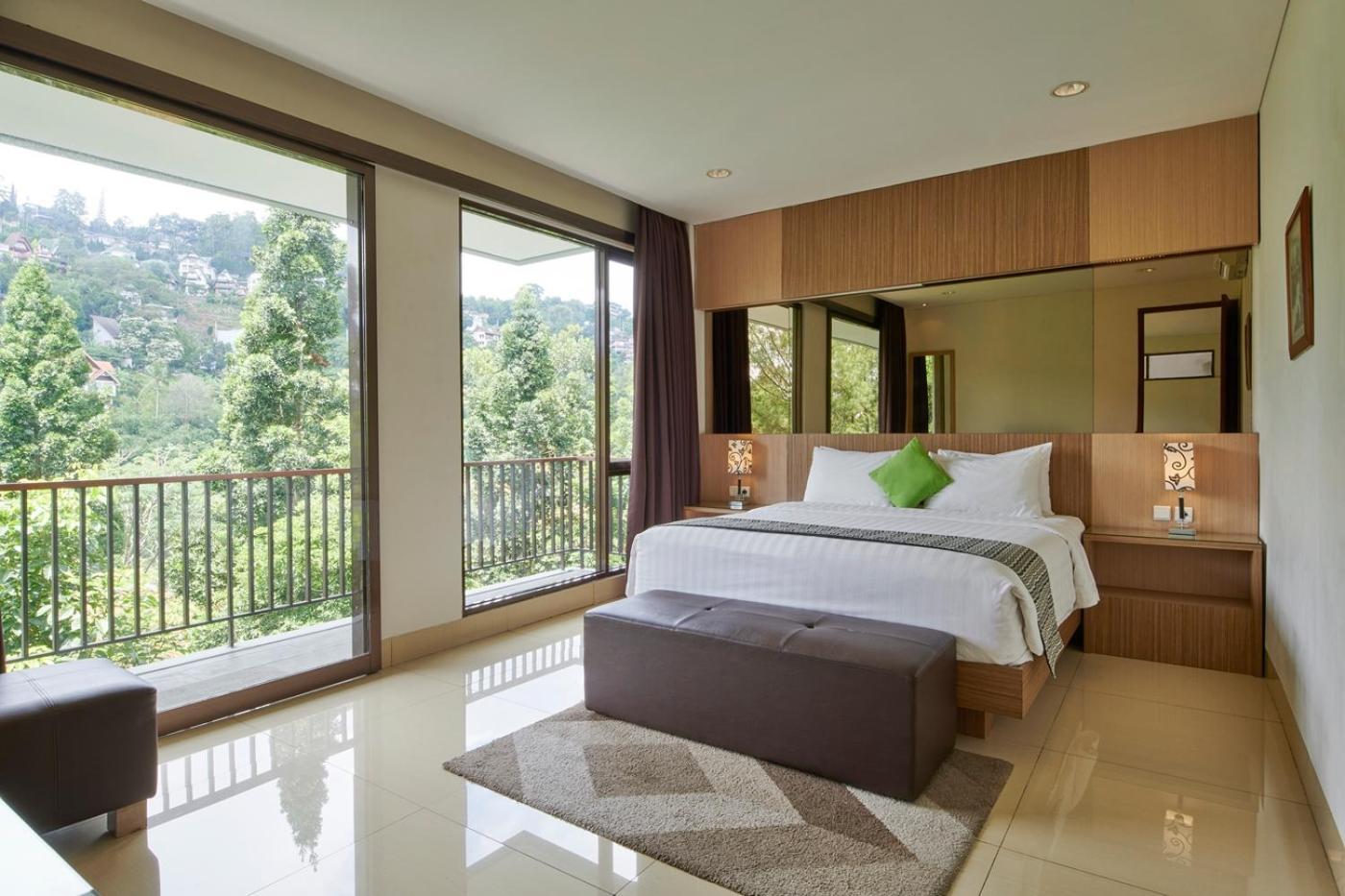 Tulip Hill View Villa 5 Bedrooms With A Private Swimming Pool باندونج المظهر الخارجي الصورة