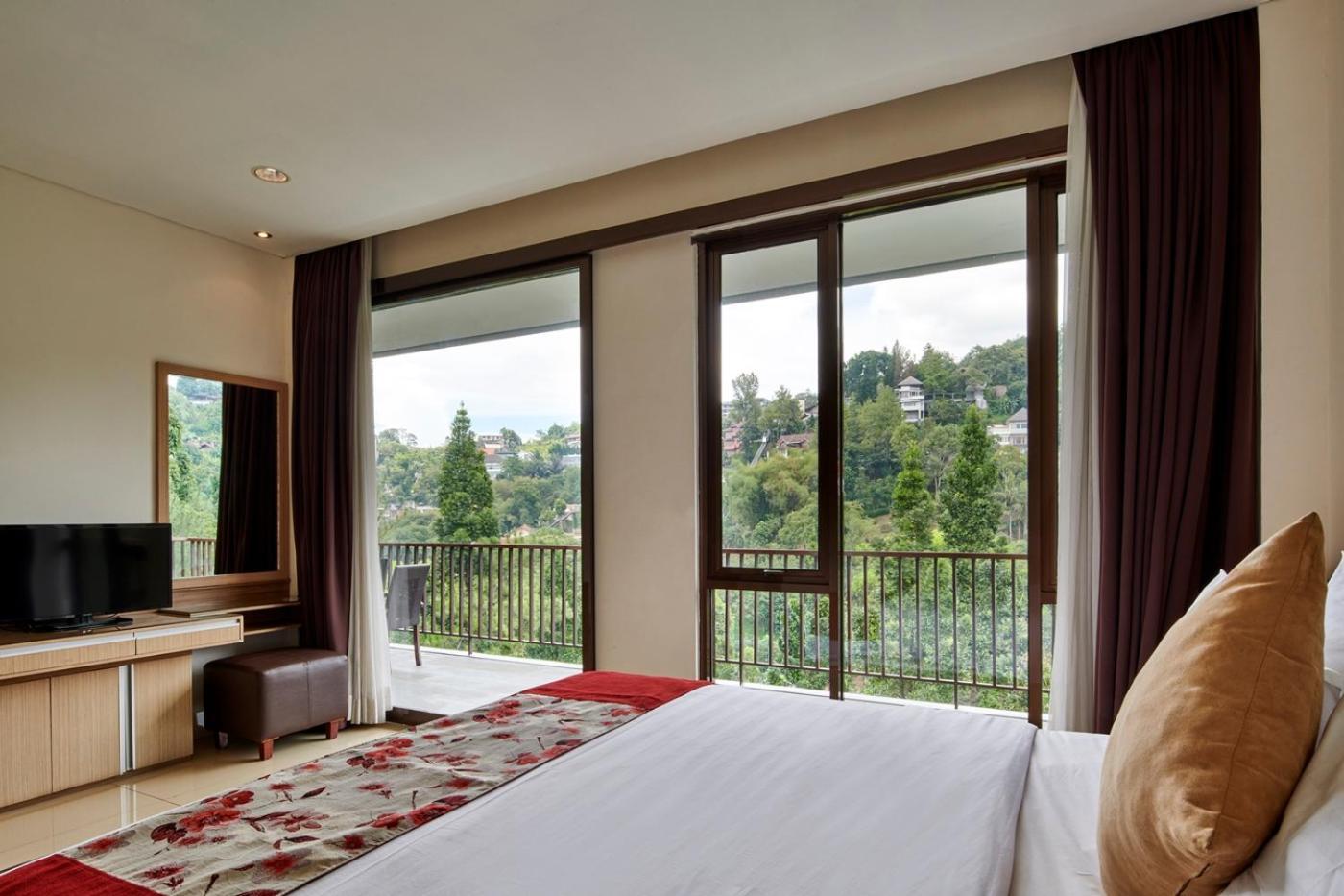 Tulip Hill View Villa 5 Bedrooms With A Private Swimming Pool باندونج المظهر الخارجي الصورة