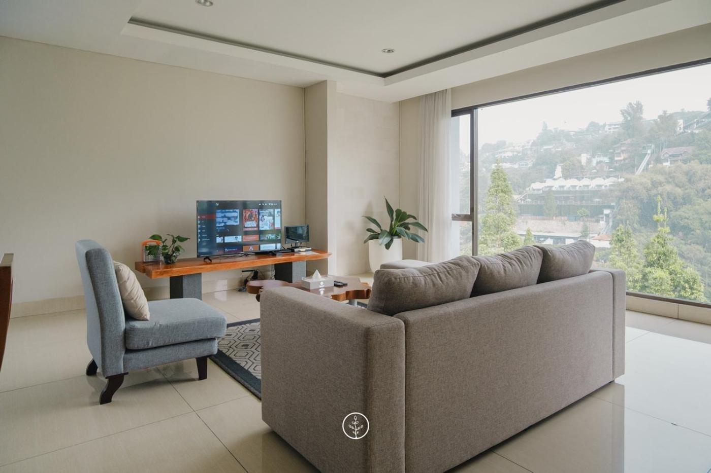 Tulip Hill View Villa 5 Bedrooms With A Private Swimming Pool باندونج المظهر الخارجي الصورة